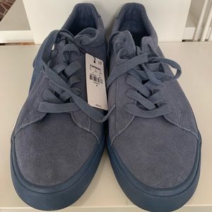 Express men’s blue suede sneakers size us 11. NWT